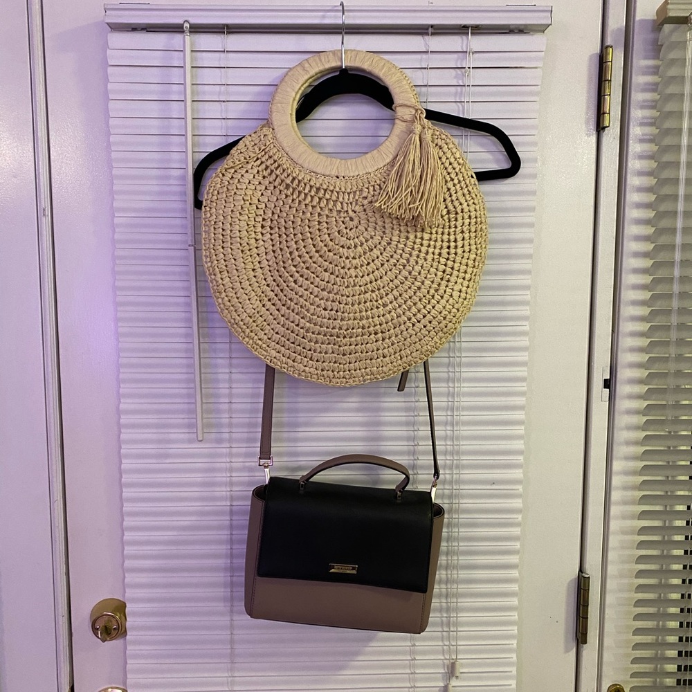 12th Tribe | handwoven circle straw handbag - Picture 7 of 8
